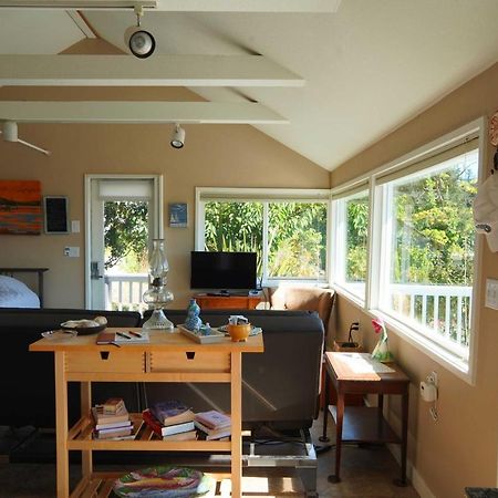 Idyllic Waterfront Cottage With Beach And Sunset Views Port Townsend Εξωτερικό φωτογραφία
